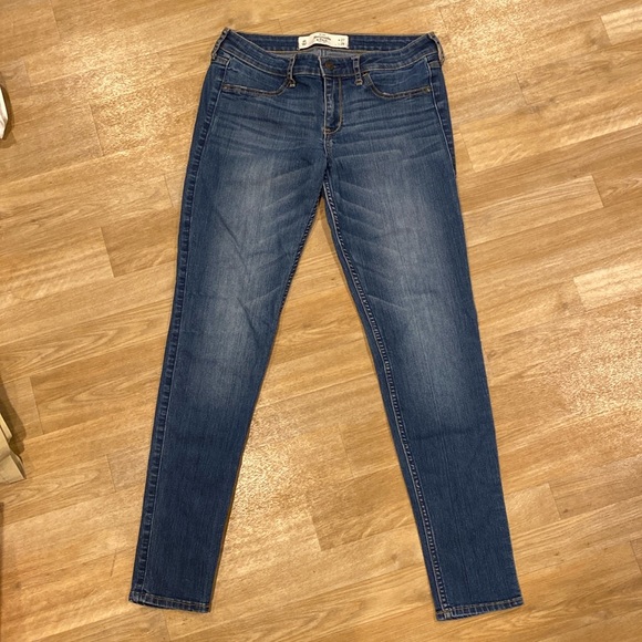 Abercrombie skinny jeans - Picture 1 of 3